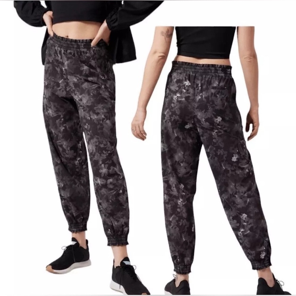 Athleta Savannah Lumen Floral Jogger